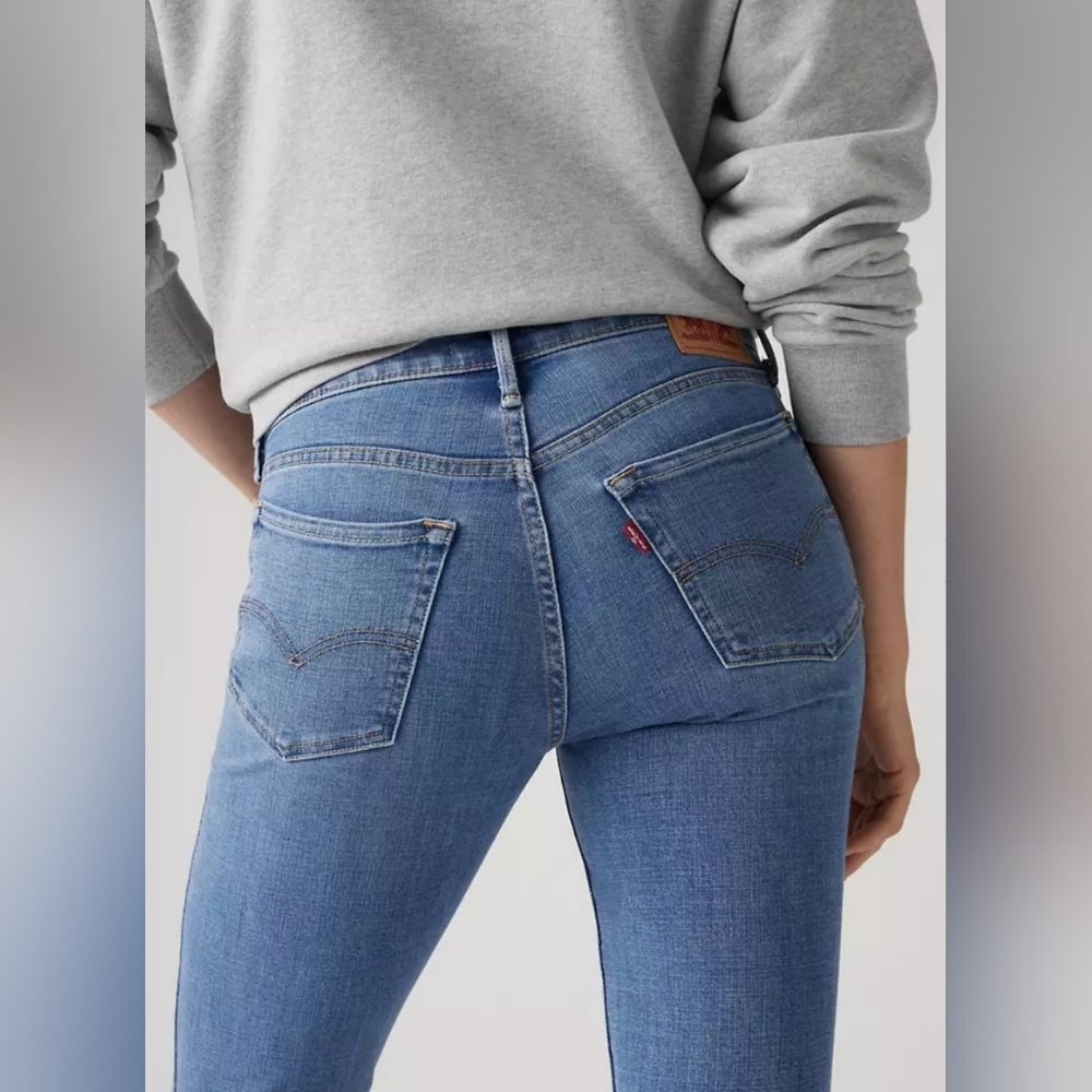 Levi Mid-rise Women's Skinny Jeans